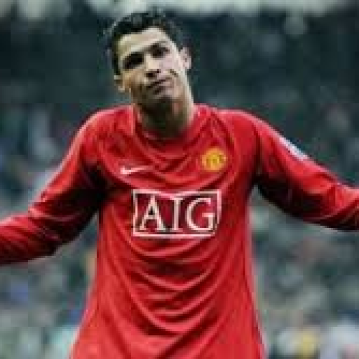 Profile picture of user UR.cristiano