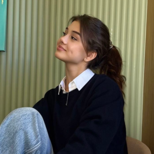 Profile picture of user Immc_Zarina🖇🧸