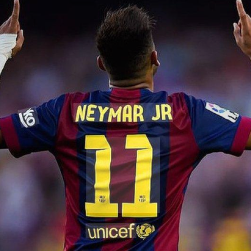 Profile picture of user Akrombek