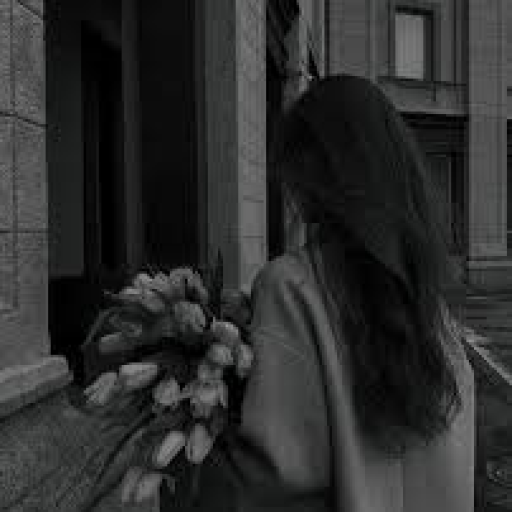 Profile picture of user 어쩌면 내가 너무 압도됐을지도 모르지...