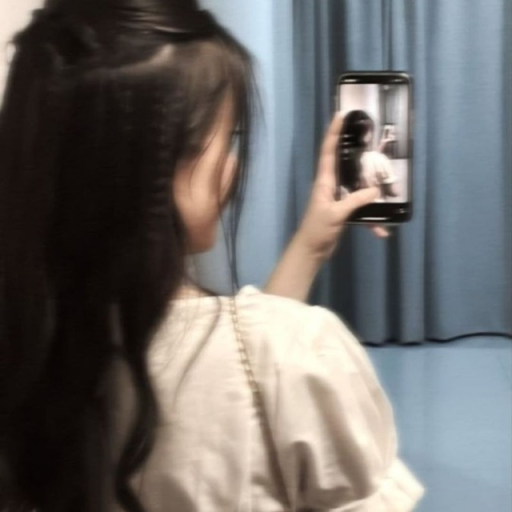 Profile picture of user islomova durdona