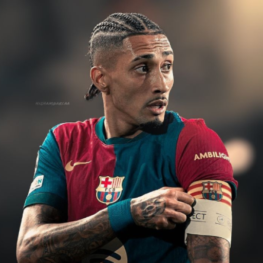 Profile picture of user Komilov Doniyor ＼(((￣(￣(￣▽￣)￣)￣)))／