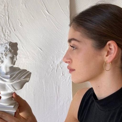 Profile picture of user Karimberggenova Munisa